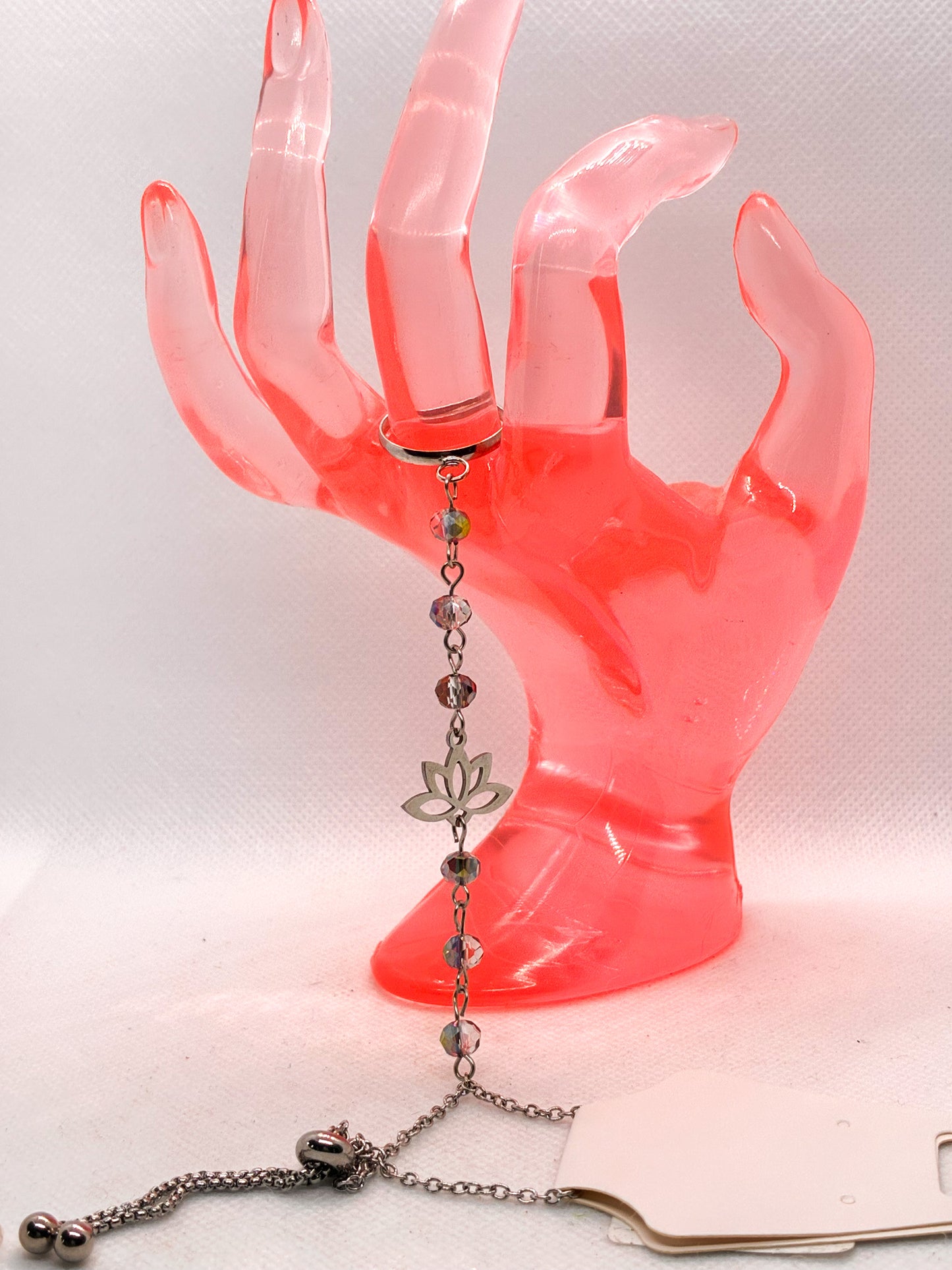 Lotus Handchain
