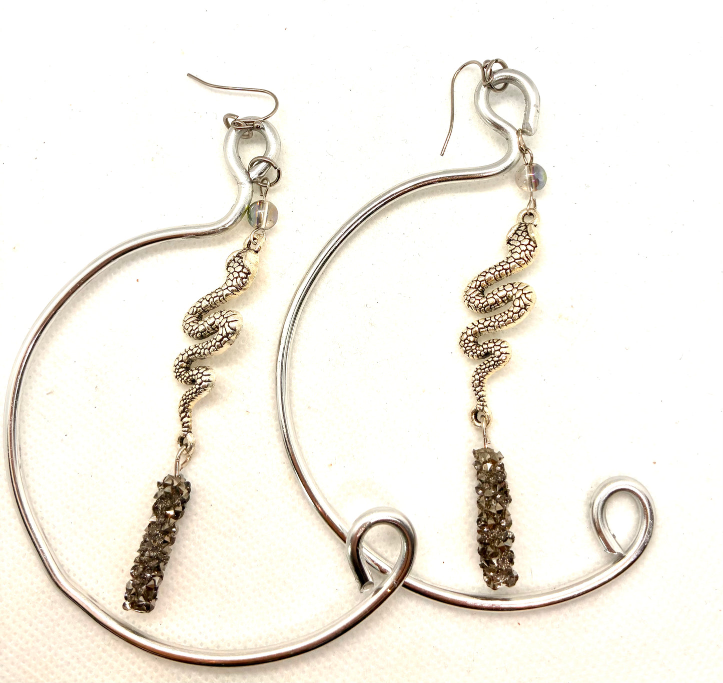 Snake Hoops